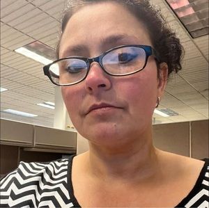 Meet your Posher, Tina